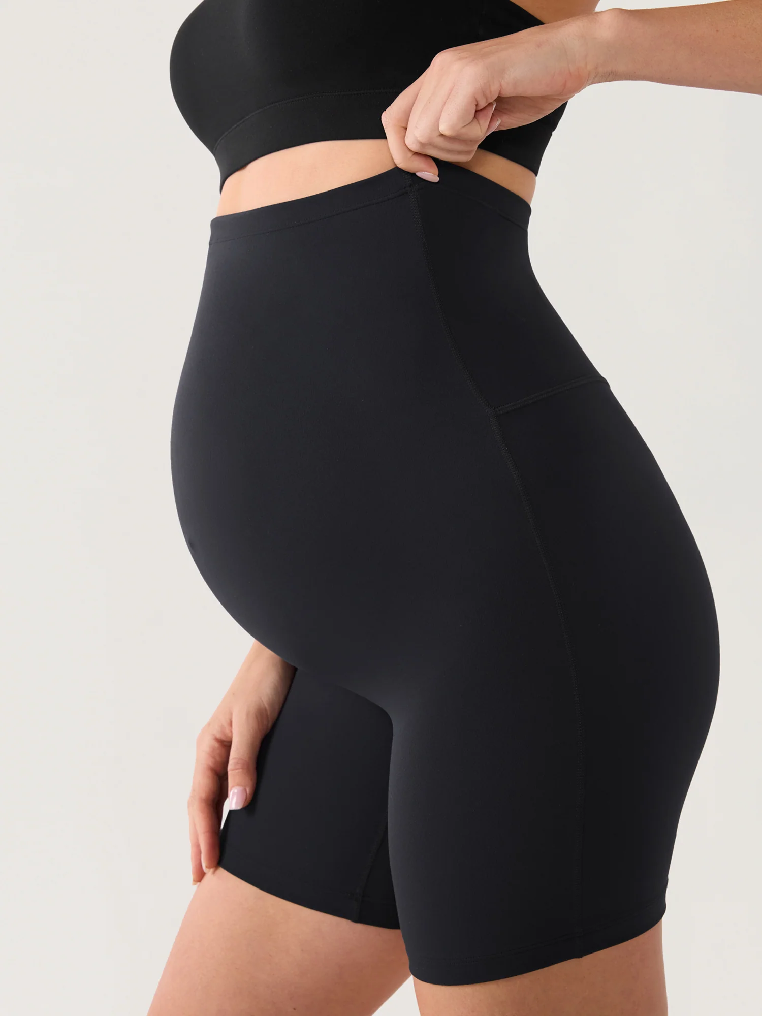 Natrelax® Seamless-Front Maternity Shorts 6" - Image 13